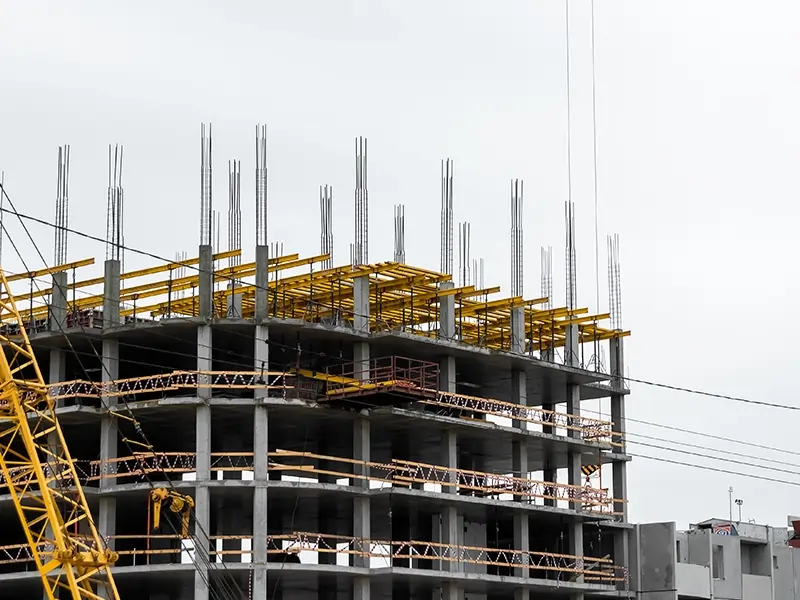 Structural construction company in UAE delivering steel and concrete building structures